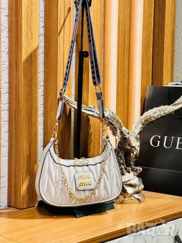 чанти Miu Miu 