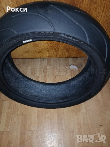 Нова задна мотогума 17цола мишлен пилот, снимка 4 - Аксесоари и консумативи - 51978500