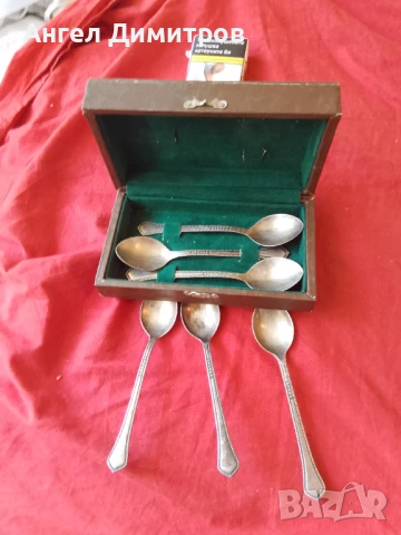 СССР 6 лъжици посребрени с кутия 