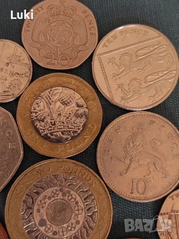 Монети Кралица Елизабет || - лот 2, снимка 5 - Нумизматика и бонистика - 51112599