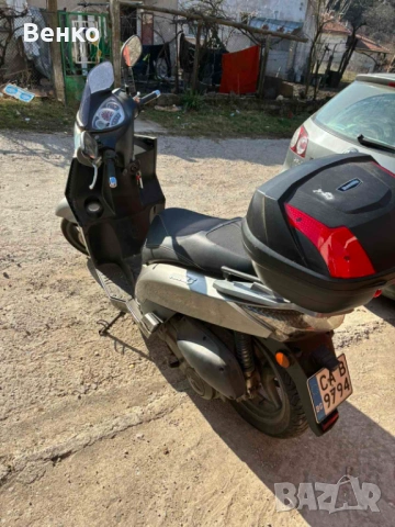 Продавам скутер KYMCO, снимка 3 - Мотоциклети и мототехника - 53844396