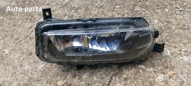 десен халоген VW T6 desen halogen VW multivan T6 VW transporter T6 VW caravelle T6, снимка 2 - Части - 55914400