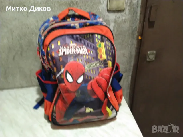 Spider Man Раница Спайдър мен раница 41х29х19см като нова, снимка 2 - Раници - 50380860