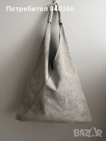 Светлосива чанта от естествен велур+ подарък чанта, снимка 3 - Чанти - 53273265