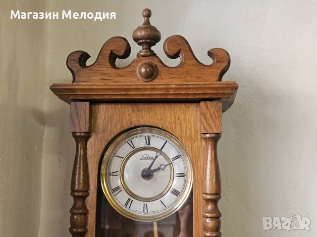 Немски стенен часовник Selva. Часовникът е в отлично визуално и техническо състояние, без забележки , снимка 2 - Стенни часовници - 49984160
