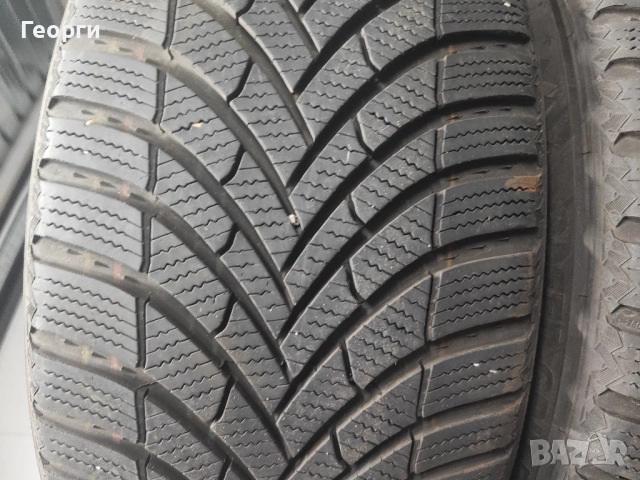 2бр.зимни гуми 225/40/18 Semperit