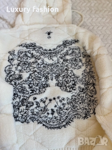 Дамска жилетка Dior, снимка 5 - Жилетки - 52876085