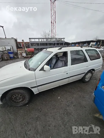 Форд 1.8 Части, снимка 4 - Автомобили и джипове - 48479649