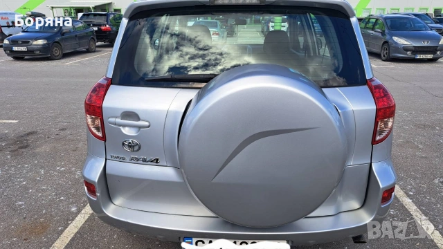 Продавам Тойота Рав 4 , снимка 4 - Автомобили и джипове - 53536083