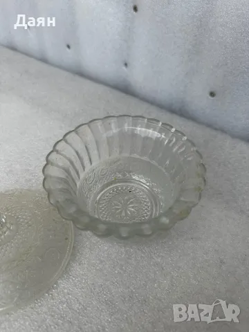 стъклени свещници и захарница с капак  , снимка 7 - Декорация за дома - 49940679