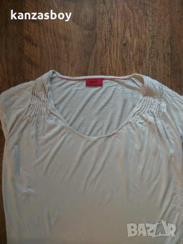 hugo boss Dera - страхотна дамска тениска КАТО НОВА, снимка 6 - Тениски - 36015714
