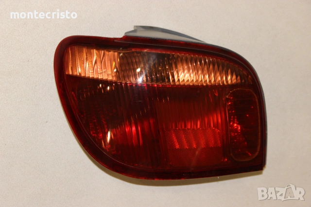 Ляв стоп Toyota Yaris P1 facelift (2003-2005г.) Тойота Ярис, снимка 3 - Части - 53409061