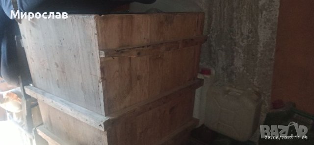 Дървен съд за съхранение на фураж или др..