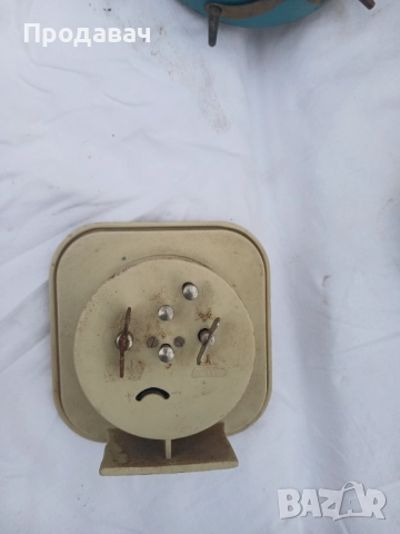 Механични неработещи часовници, снимка 8 - Антикварни и старинни предмети - 52914313