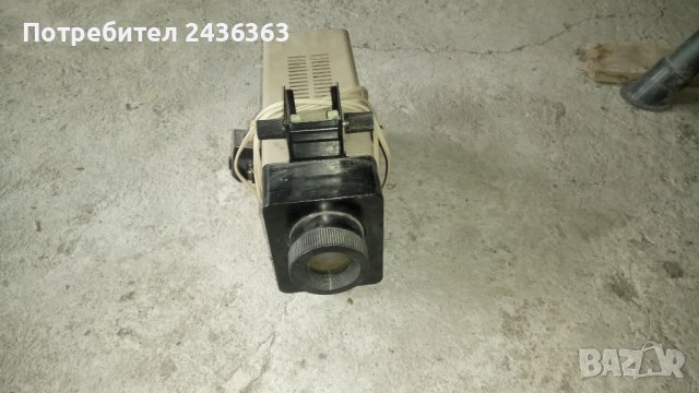 Апарат за прожектиране на филмчета, снимка 1 - Камери - 39421959