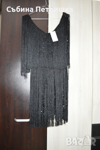 Елегантна рокля с реси и пайети, снимка 2 - Рокли - 44827200