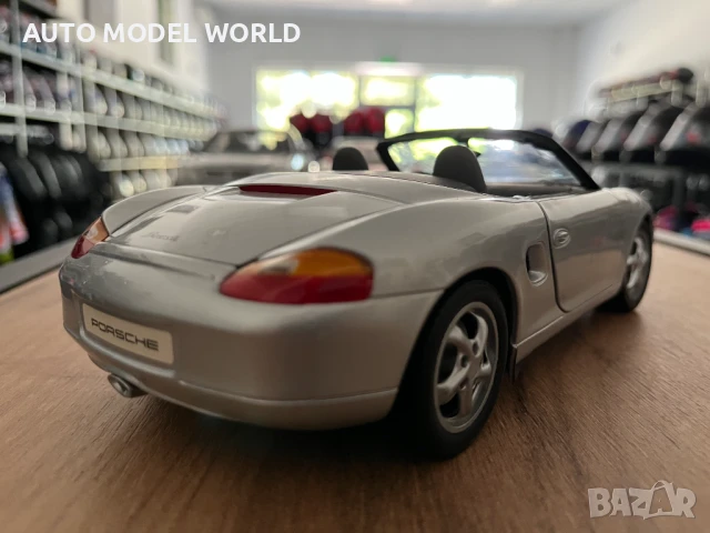 Метална колекционерска колички UT Models PORSCHE BOXTER мащаб 1:18, снимка 4 - Колекции - 50834092