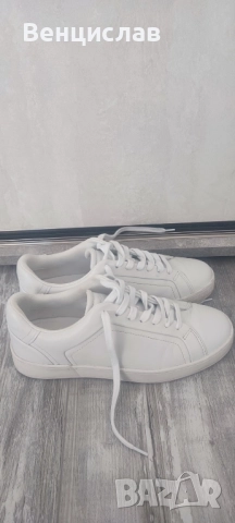 Тотална разпродажба на маркови маратонки. Цените са от 22 до 39лв. , снимка 9 - Детски маратонки - 52419963