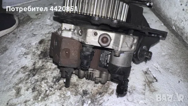 Помпа За Високо Налягане (ГНП) Volvo V40 2009 - 0445 010 075 , 8200108225