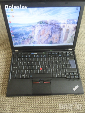 Лаптоп Lenovo Thinkpad X220,i5-2520M,8GB RAM,250GB SSD