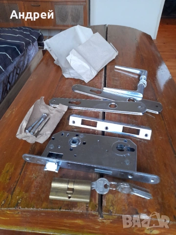 Стара брава Varimex, снимка 3 - Антикварни и старинни предмети - 53697920