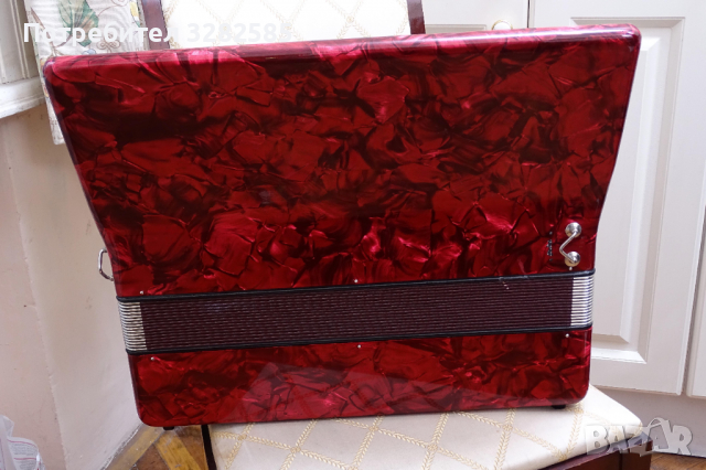 Акордеон Велтмайстер Метеор 120 баса, снимка 6 - Акордеони - 36119993