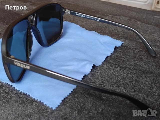 слънчеви очила Vogue с поляризирани сини лещи, снимка 3 - Слънчеви и диоптрични очила - 52890315