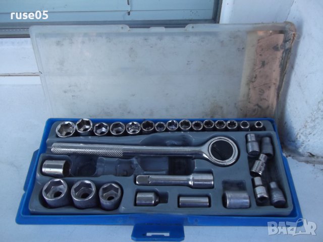 Комплект тресчотка с 27 бр. вложки и удължител