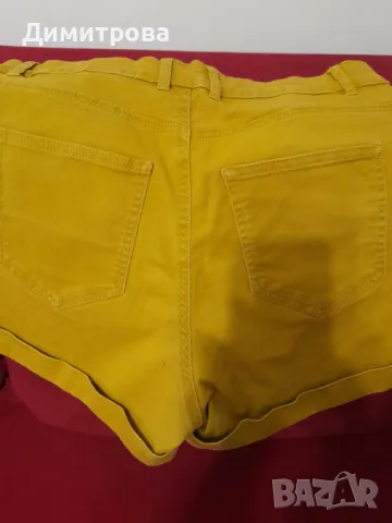 Къси дънкови дамски паталони размер L, снимка 2 - Къси панталони и бермуди - 48552505