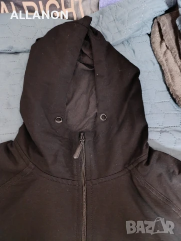 Спортен комплект размер М, снимка 6 - Спортни дрехи, екипи - 50579029