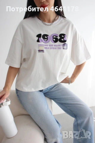 Тениска с ефектна щампа