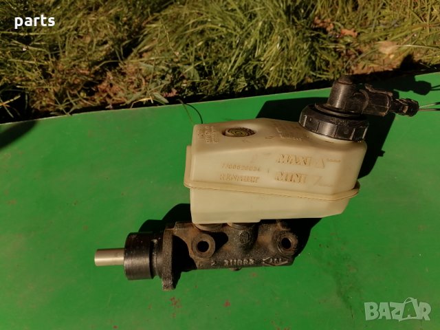 Спирачна Помпа и Казанче Рено Меган Сценик(1996г.-2003г.)N, снимка 3 - Части - 25717896