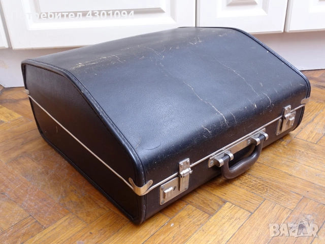 Куфар за акордеон, снимка 2 - Акордеони - 51758194