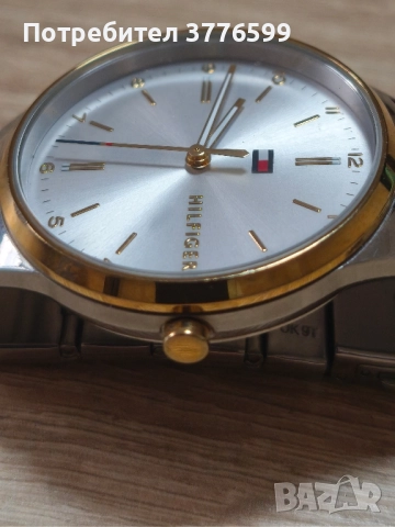 Дамски часовник TOMMY HILFIGER , снимка 2 - Дамски - 51682195