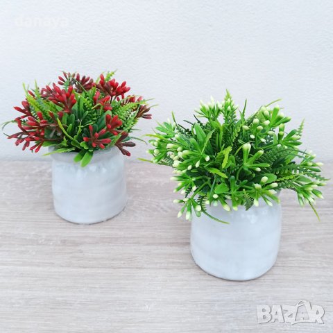 3486 Изкуствено цвете в бяла керамична кашпа, 12 см, снимка 6 - Изкуствени цветя - 39585470