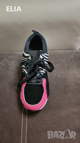 Дамски обувки/сникърси, снимка 4 - Маратонки - 41975657