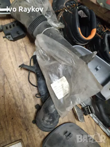 Въздуховод за Volkswagen Golf V Hatchback (10.2003 - 02.2009) 1.6, 1K0129618AJ , 1K0 129 618 AJ.