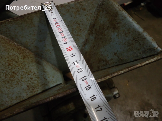 Стара мелачка за зърно, снимка 5 - Други ценни предмети - 52437620