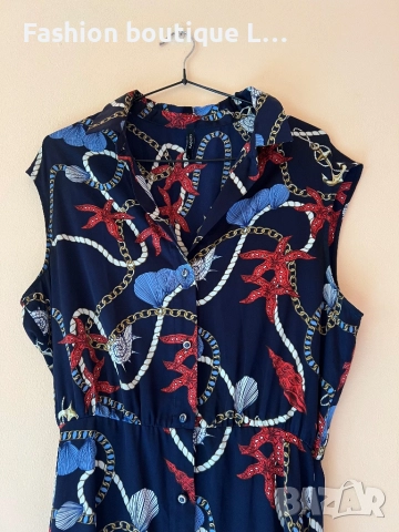 Дълга сатенена ефирна рокля с морски десен в тъмно син цвят M / L размер на марката Calliope 👗👗👗, снимка 4 - Рокли - 52052140