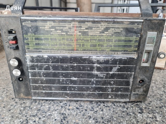 Лот ретро стари радиота Селена , снимка 1 - Антикварни и старинни предмети - 41648104