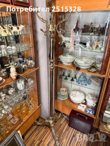 красива голяма барокова месингова закачалка