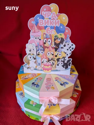 Картонена торта Блуи и Бинго