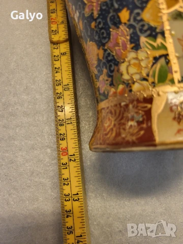 Красива ръчно боядисана китайска ваза, снимка 3 - Декорация за дома - 50609548