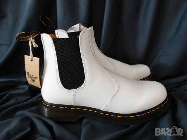 Нови и Намалени Dr. Martens 2976 Yellow Stitch Smooth Leather Chelsea Boots Мъжки Боти Номер 44, снимка 7 - Мъжки боти - 39171028