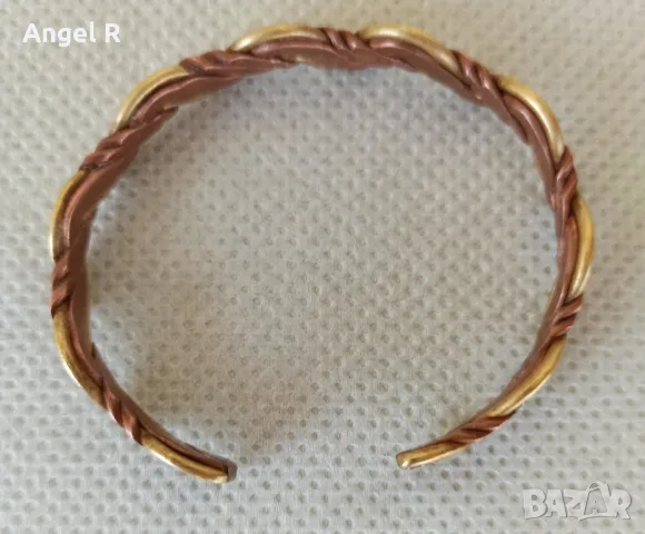 Гривна от три метала, снимка 2 - Гривни - 49921800