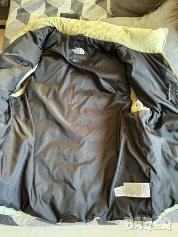 The North Face-Пухен елек-оригинален, снимка 3 - Спортни дрехи, екипи - 53784530