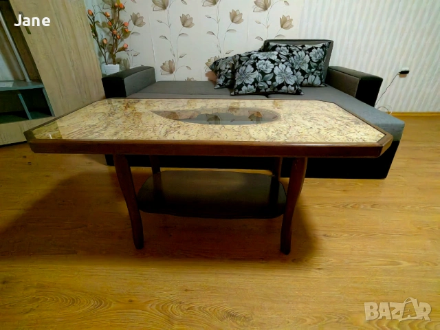 Ъглов, разтегателен диван, цвят сив, цена 150 евро, холна маса цена 50 евро , снимка 4 - Дивани и мека мебел - 53725028