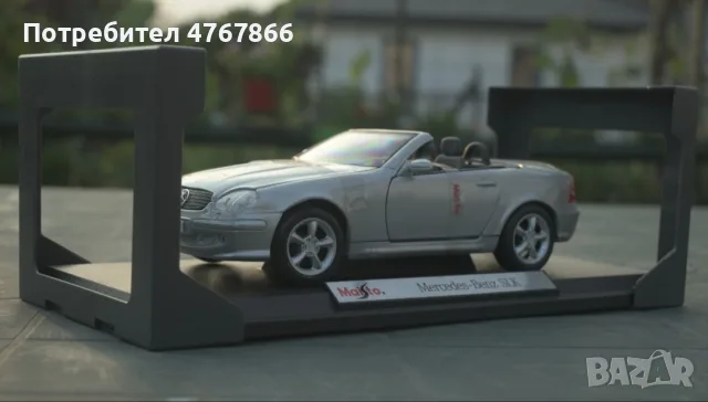1:18 Макет на Mercedes-Benz SLK 2000. Чисто нов!!, снимка 2 - Други ценни предмети - 56045868