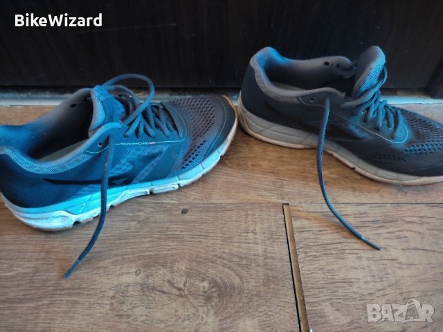Mizuno Synchro Mx (W) J1GF161920 Grey  39 номер стелка  25 см., снимка 2 - Маратонки - 39993290