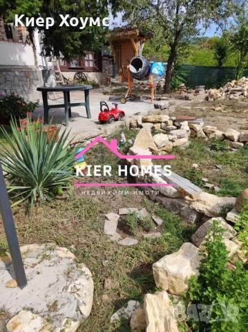 Къща в село Златна ливада,община Чирпан, снимка 11 - Къщи - 52652797